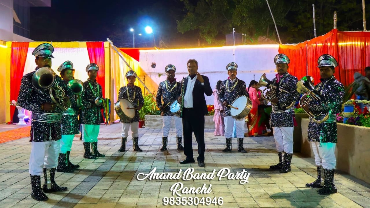 Anand Band performance
